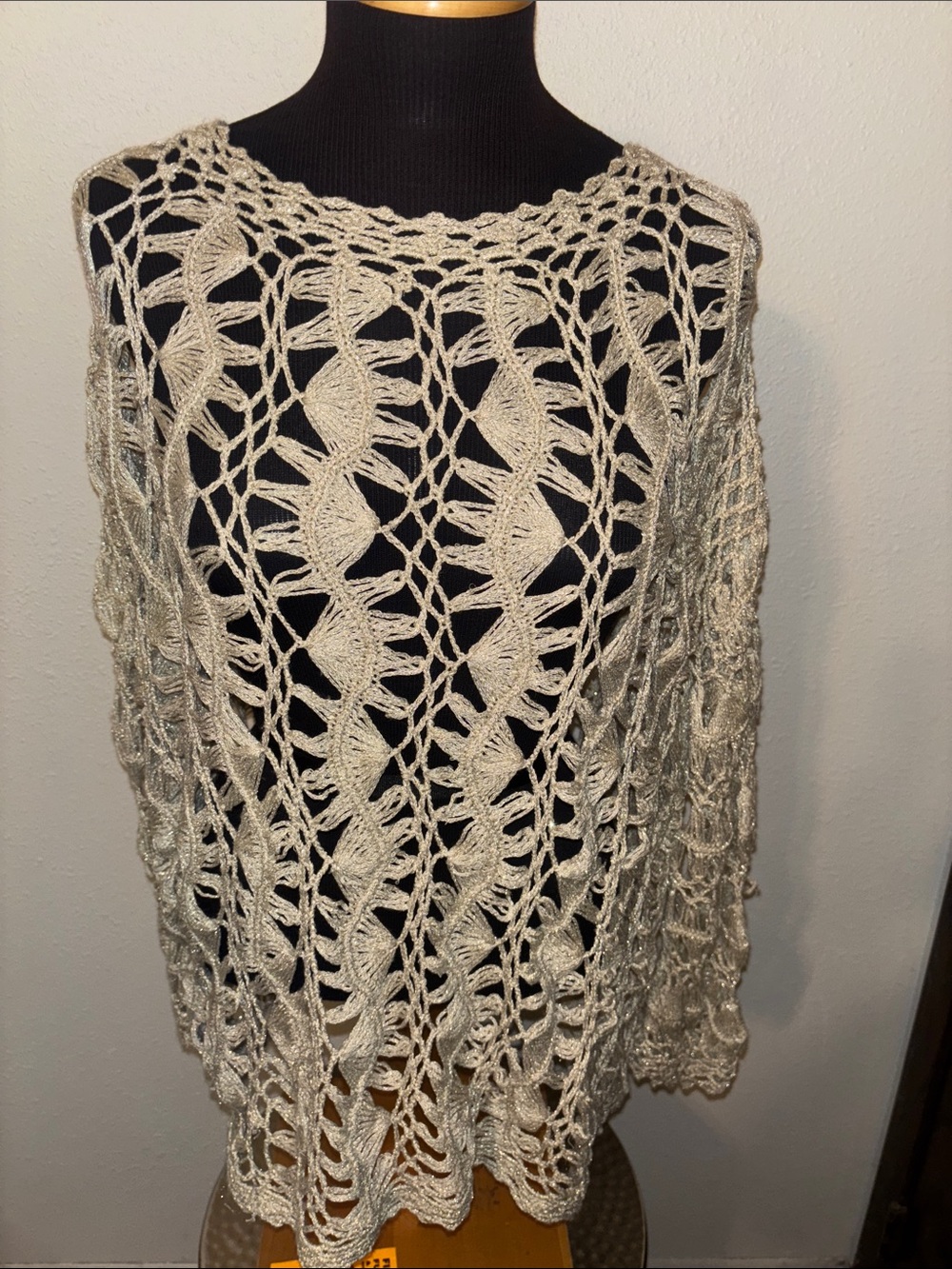 Roz & Ali Open Weave Crocheted Pullover Size 2X